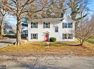 6585 11th St, Chesapeake Beach, MD 20732