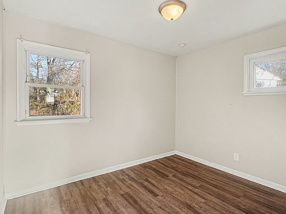 5th image of 1711 Nemnich Ave