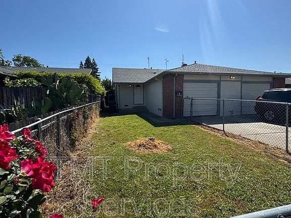 2nd image of 3705 Moonbeam Dr