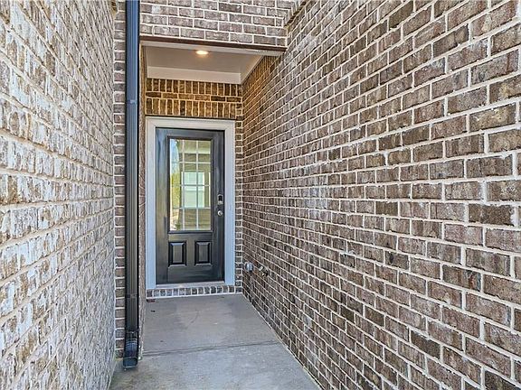 3rd image of 1207 Sunny Lake Dr