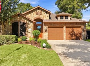 2400 W Village Green Cir, Conroe, TX 77304