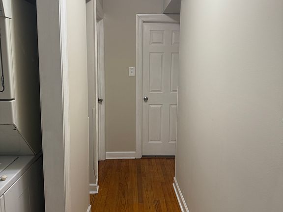 5th image of 7115 S Oglesby Ave #2N