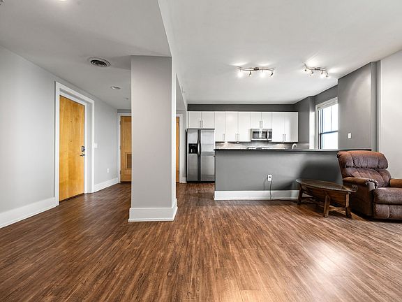 5th image of 400 Walnut St Ste 903