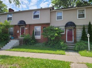 16350 Mack Ave, Grosse Pointe Park, MI 48230