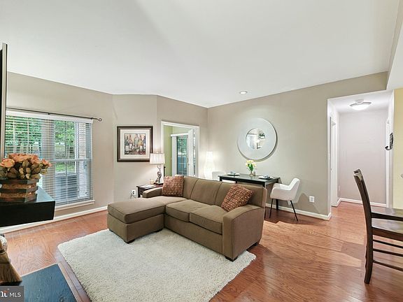 3rd image of 12158 Penderview Ln APT 1703