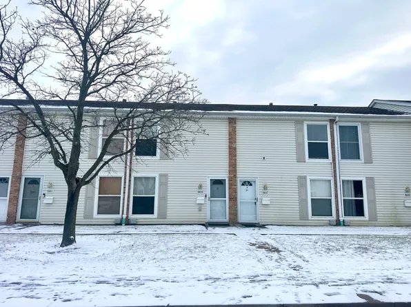 1907 Kenilworth Cir, Hoffman Estates, IL 60169