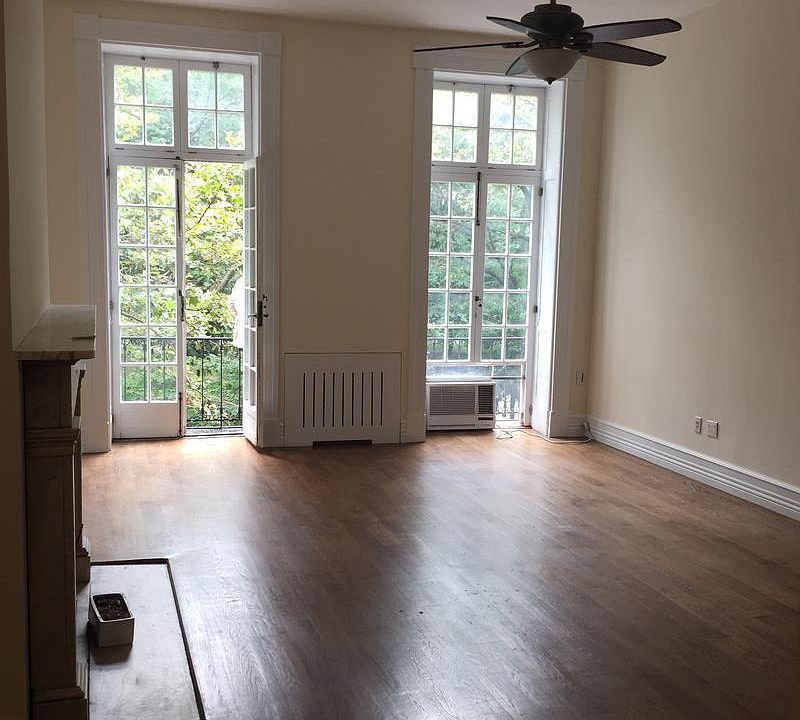 1st image of 23 Washington Sq N APT 3F