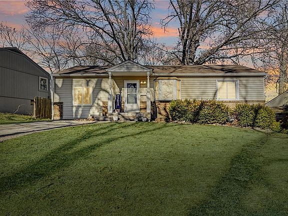2nd image of 2208 NE 56th Ter