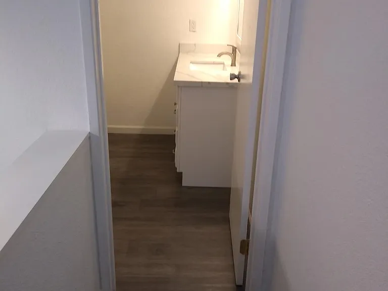 14310 NE 7th Pl #1 — Photo 8