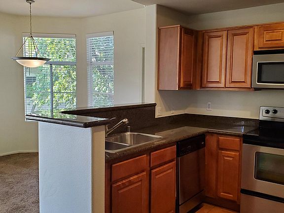 5th image of 3830 E Lakewood Pkwy E APT 3056