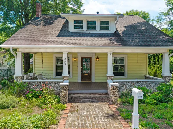 253 15th St NW, Cleveland, TN 37311