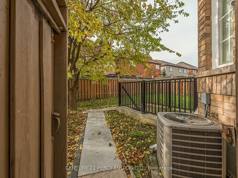 1 Cragg Cres #BASEMENT — Photo 22