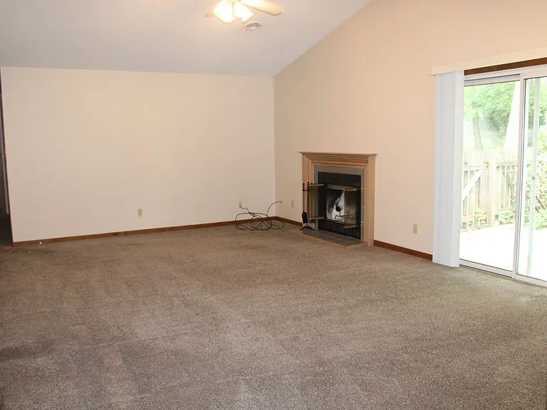2624 Georgetown Pl — Photo 5
