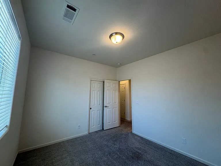 13333 Peach St — Photo 17