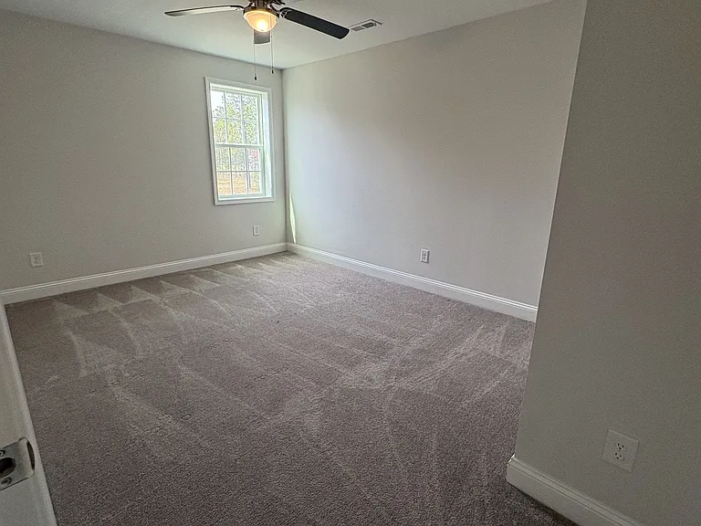 551 Stadium Dr — Photo 5