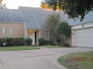 2002 Shadybriar Dr, Houston, TX 77077