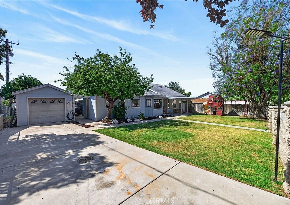 1st image of 33191 Dowman St