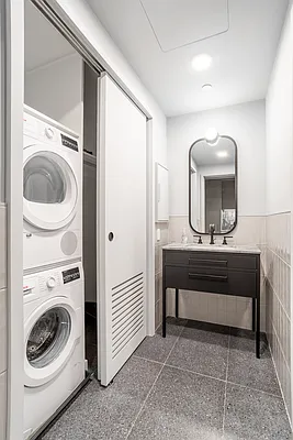 Rented by Bond New York | media 5