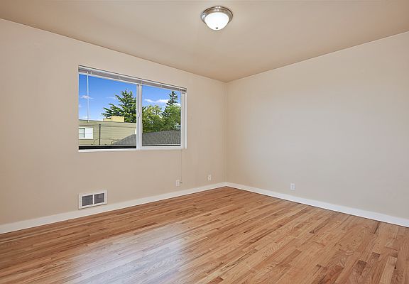 3rd image of 3411 14th Ave W APT 3