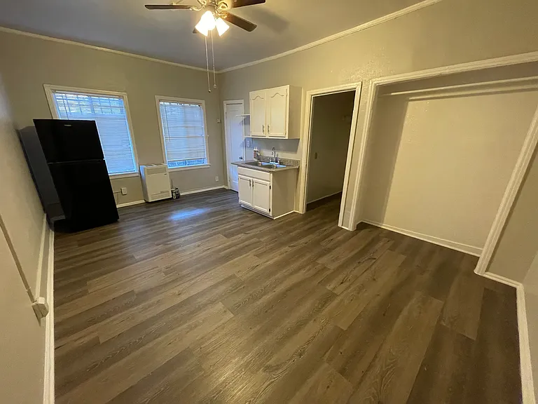 440 N Coronado St #105 — Photo 2