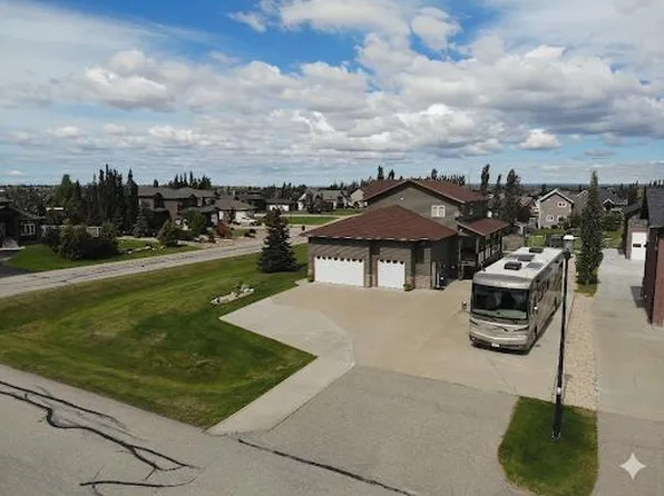 7726 W Saxony Rd #1, Grande Prairie County No. 1, AB T8X 0G4
