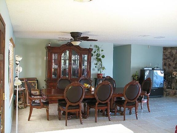 Formal dining room
