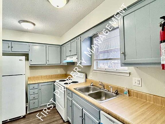 4th image of 1288 Wright St