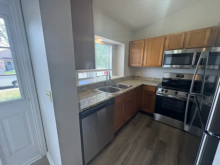 18869 E Carmel Cir — Photo 5