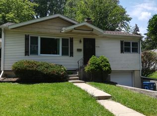 4120 Elm St, Downers Grove, IL 60515