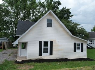 407 W Main St, Waveland, IN 47989