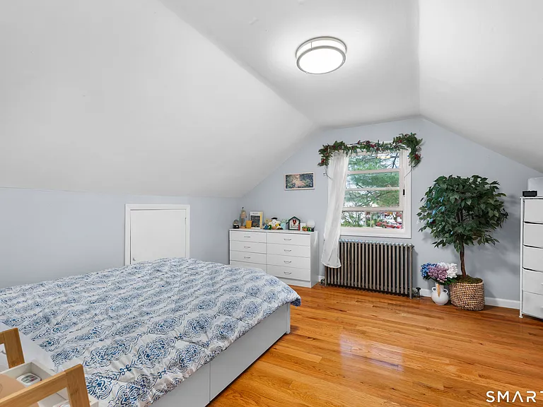 5 Cloverhill Ave — Photo 11