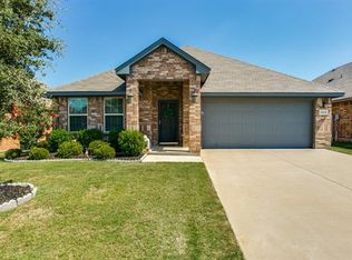 12313 Hunters Knoll Dr, Burleson, TX 76028