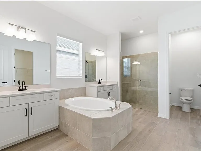 5522 Lightning Whelk Ln — Photo 13