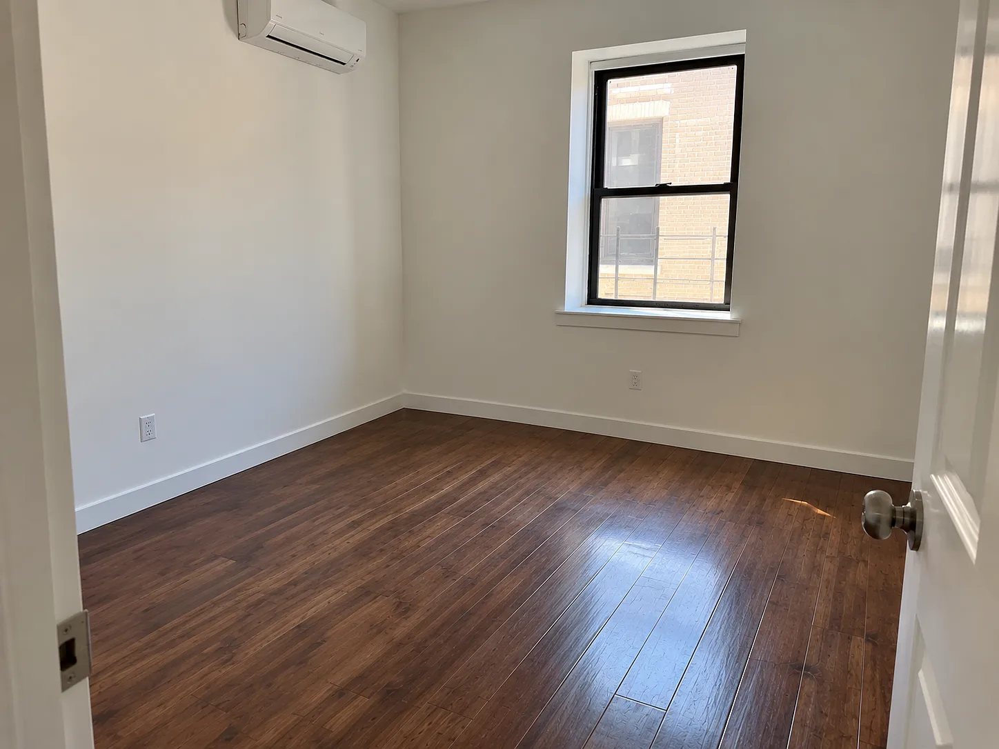 2 bed, 800 sqft, $2,997 — Photo 3