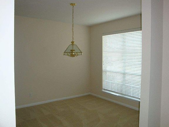 4th image of 16623 Wheat Mill Ln