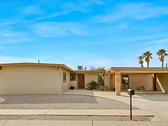 2nd image of 9432 E Deer Trail Pl