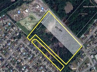 2 Sibley Ave, Old Forge, PA 18518