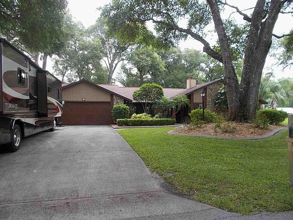 4th image of 15 Timberlake Ln