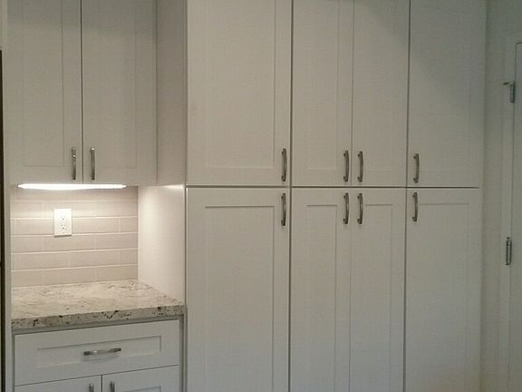 4th image of 315 James Dr