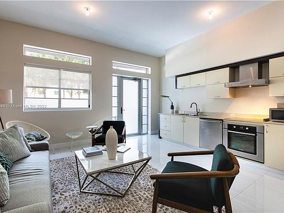 3rd image of 2160 Park Ave APT 102