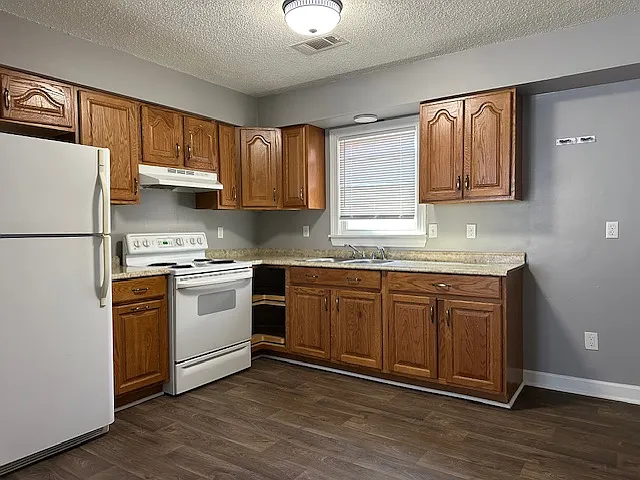 1613 McPherson St #D — Photo 12
