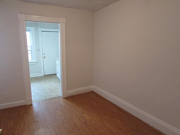 5th image of 2006 Rosewood Ave APT B