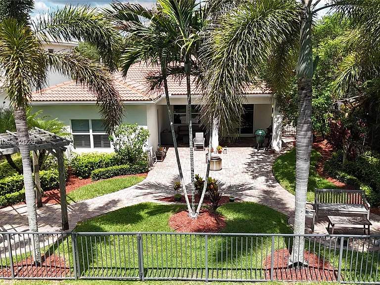 230 Porgee Rock Pl — Photo 47