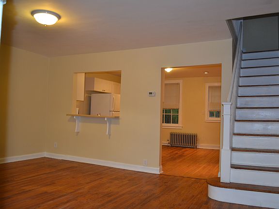 2nd image of 3937 47th St