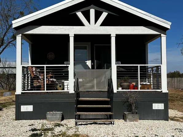 1322 Maxwell St, Buffalo Gap, TX 79508