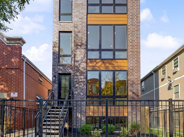 (undisclosed Address), Chicago, IL 60622