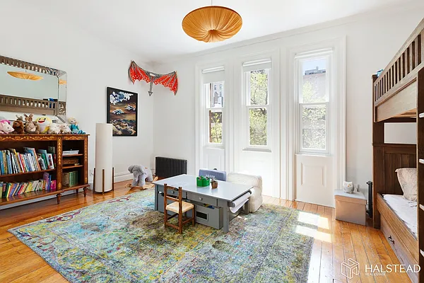 Rented by Halstead Real Estate | media 13