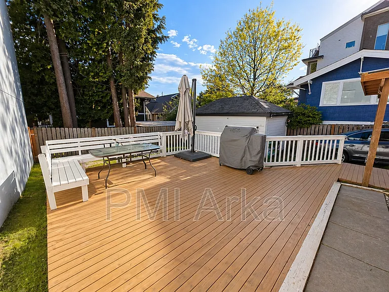 1219 N Allen Pl — Photo 26