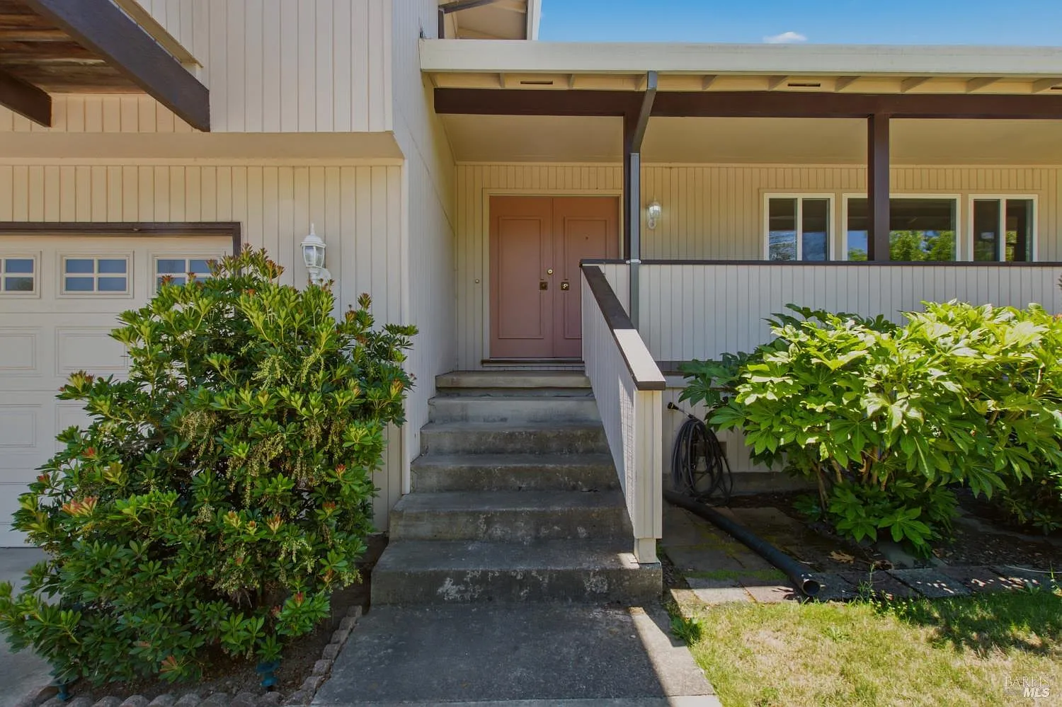3565 Meadowbrook Drive - Photo 3