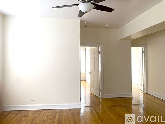 3rd image of 806 N Bishop St APT 2
